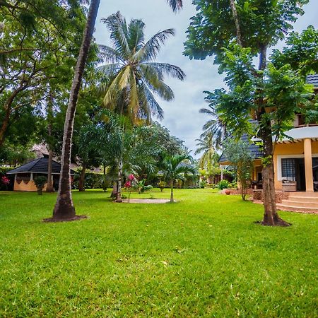 Diani Beach-Villa Kirsch Galu Zewnętrze zdjęcie