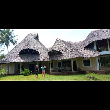 Diani Beach-Villa Kirsch Galu Zewnętrze zdjęcie